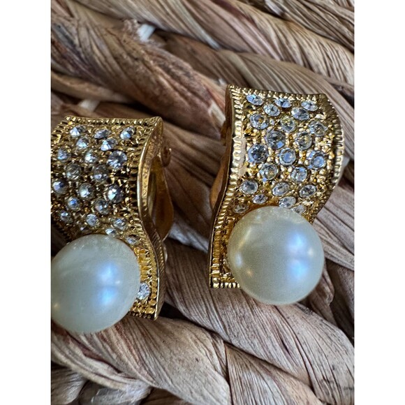 80s/90s Gold-Tone Clip-On Earrings w/Faux Pearl & Rhinestones - Picture 6 of 8